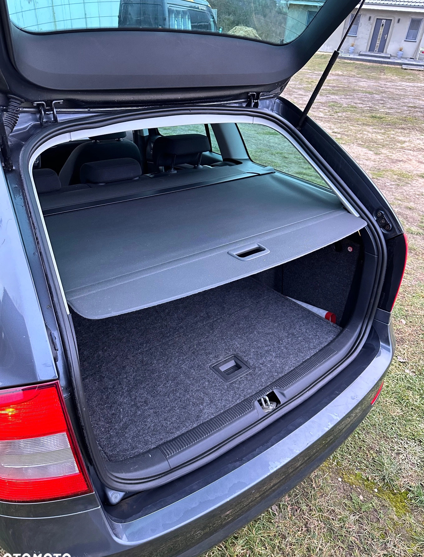 Skoda Octavia cena 21500 przebieg: 289750, rok produkcji 2011 z Międzychód małe 106